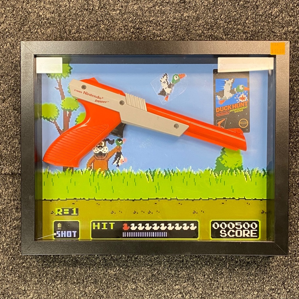 Nintendo Zapper Gun Display with Red and Gray. 0284